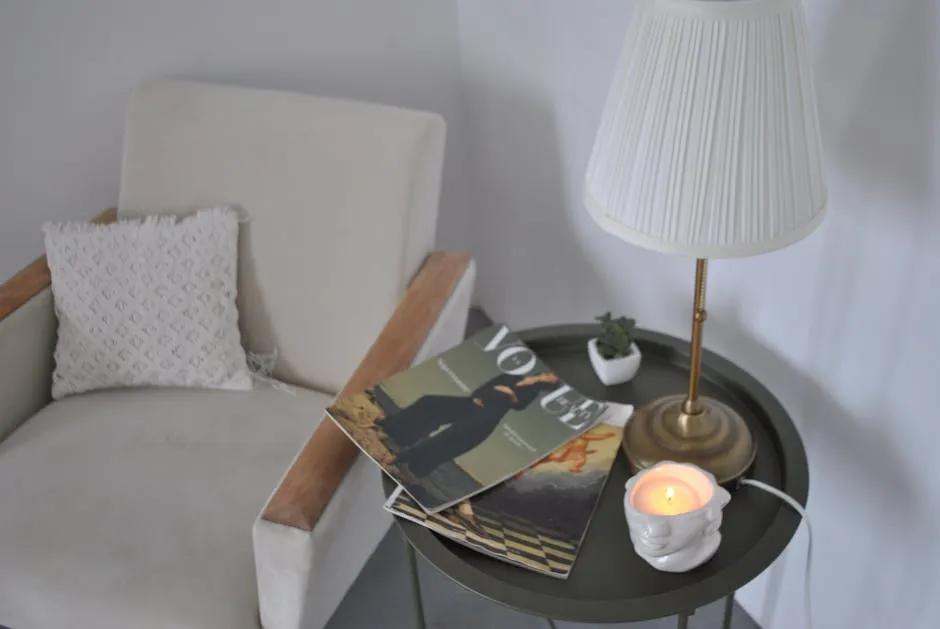 Designing a Cozy Reading Corner in Your Small Living Room for Relaxation